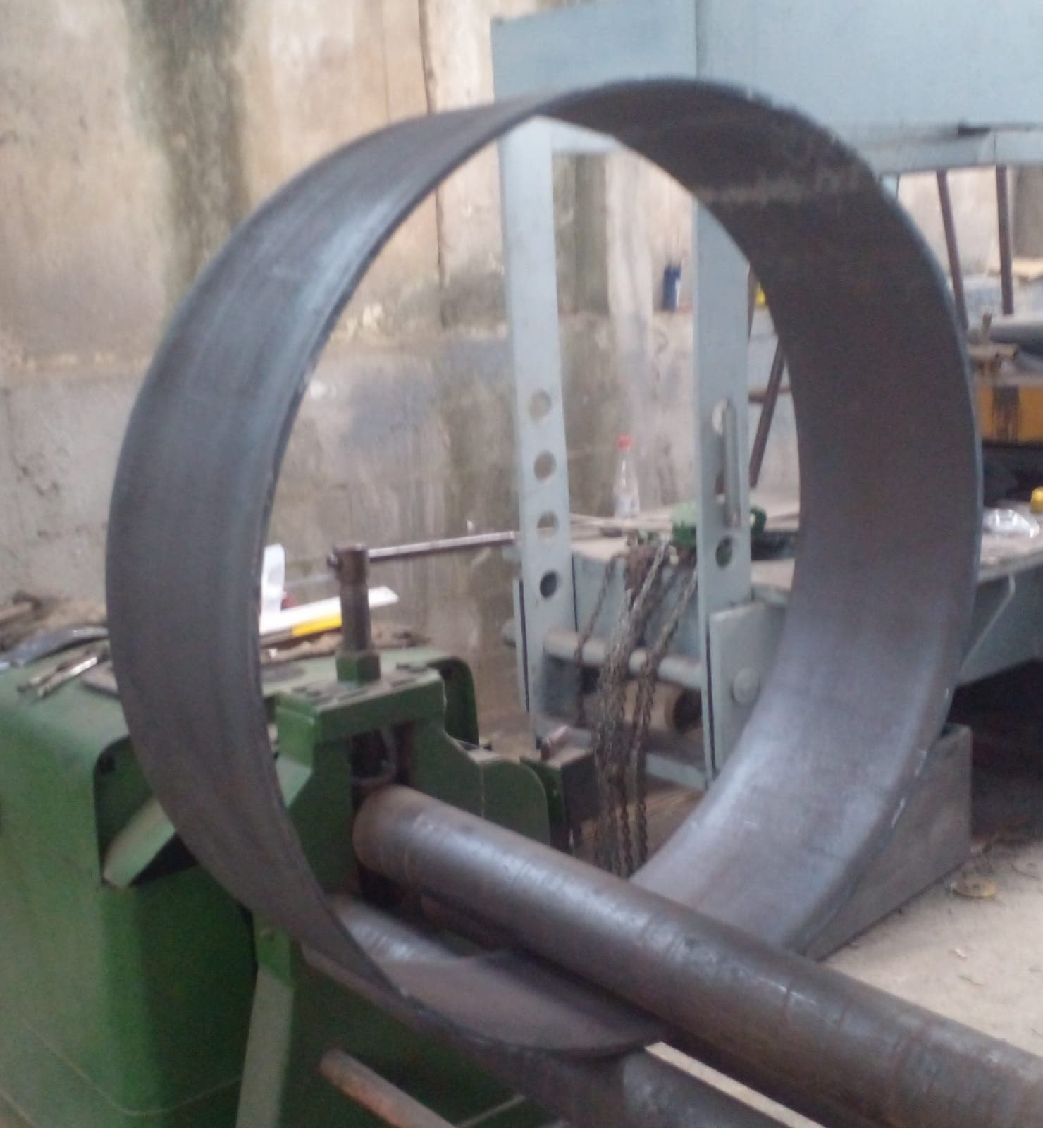 Calandragem de peças cilíndricas e cônicas